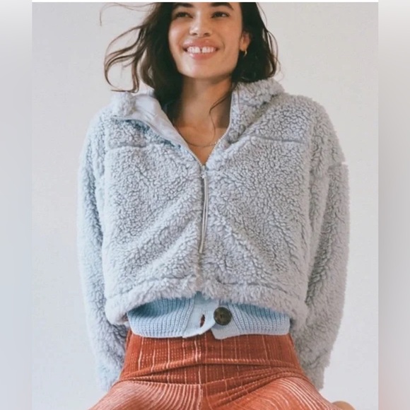 BDG (Urban Outfitters) hooded, cropped teddy jacket. Sherpa. Zip-up. - Picture 2 of 7